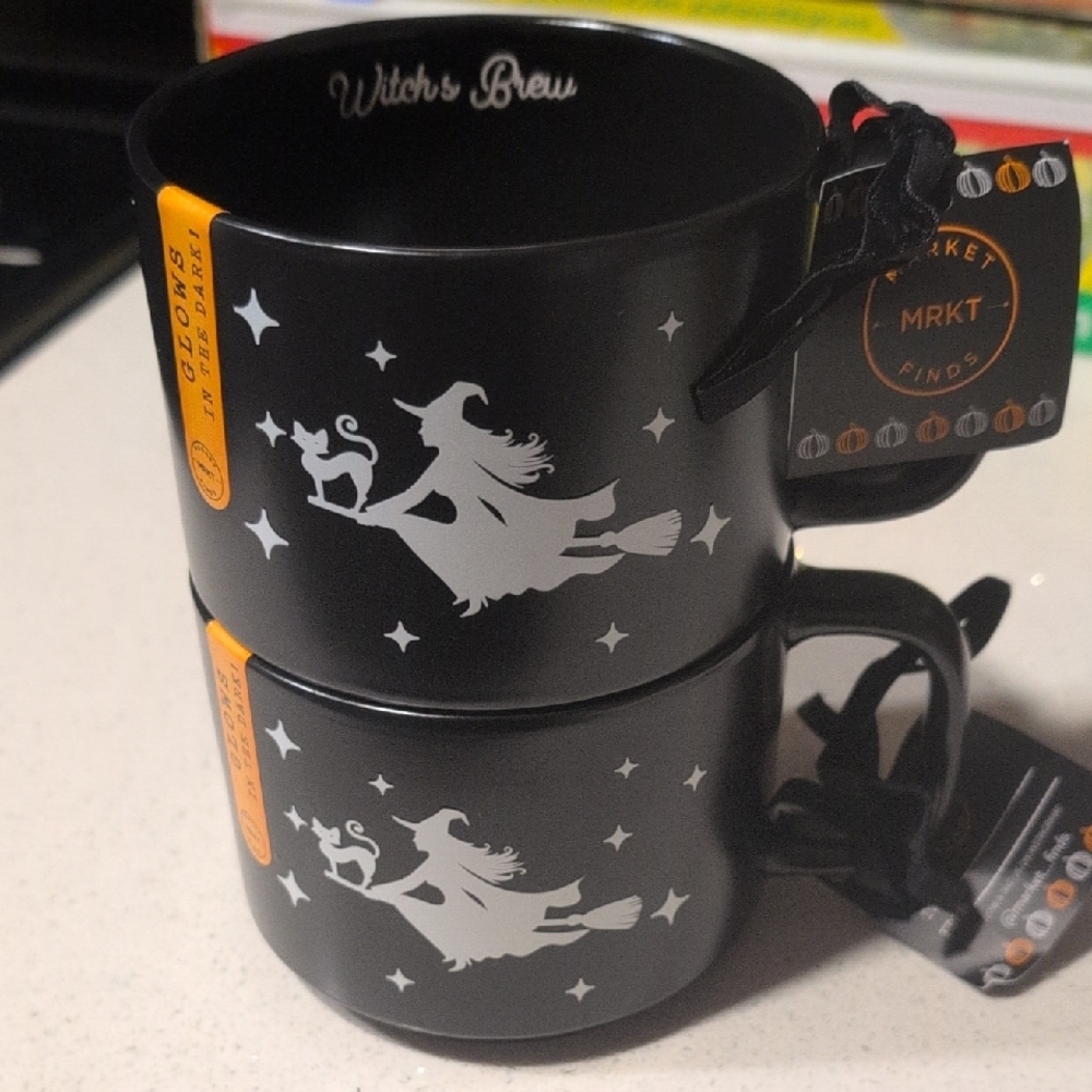 Witch's Brew Black Mug Set